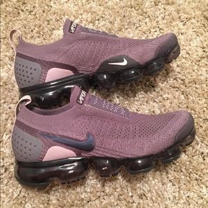 Women’s size 9 Nike Vapor Max